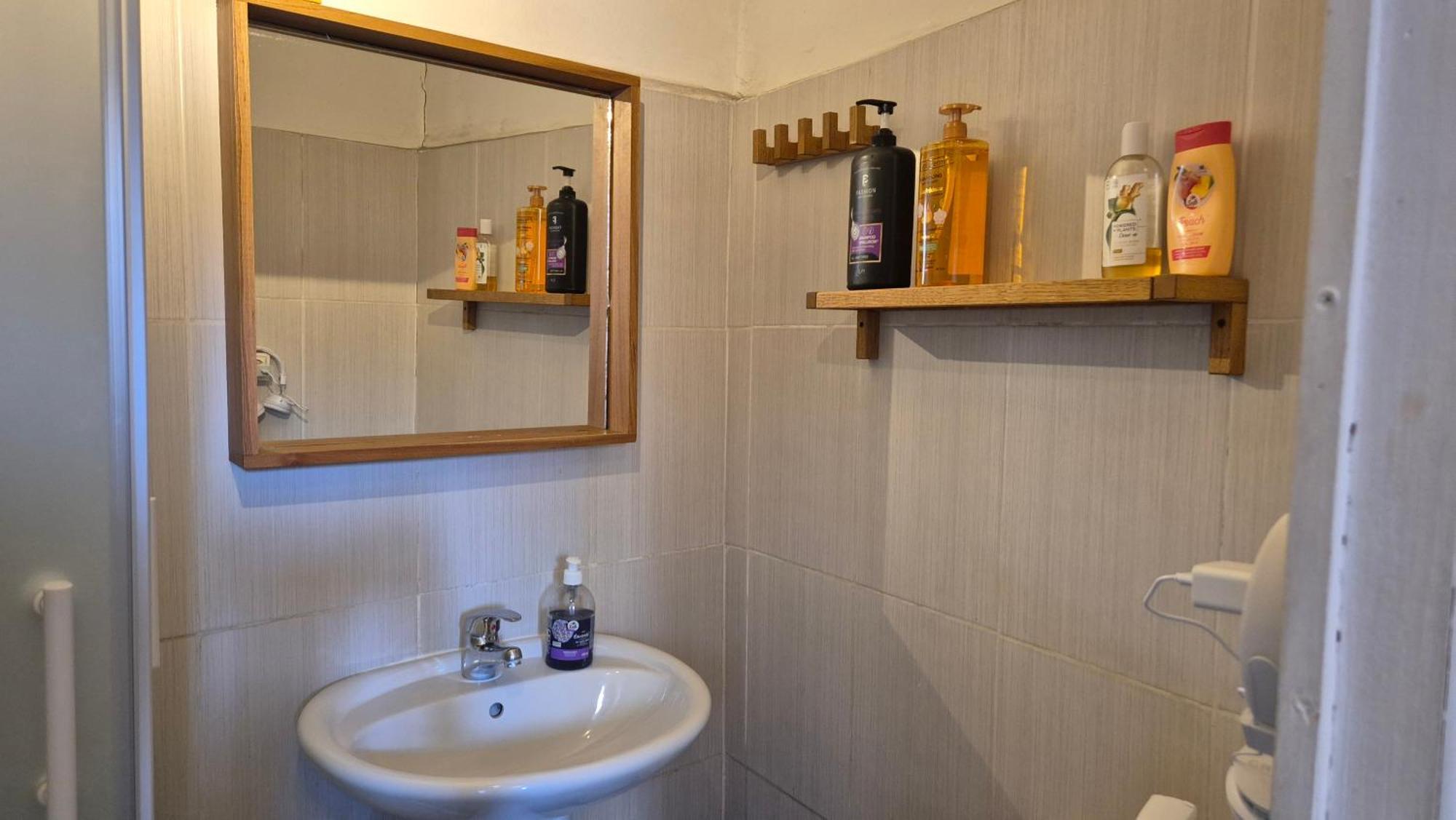 Au Coeur Du Panier Avec Terrasse 2 A 4 Personnes Climatisation Apartment Marseille Ngoại thất bức ảnh